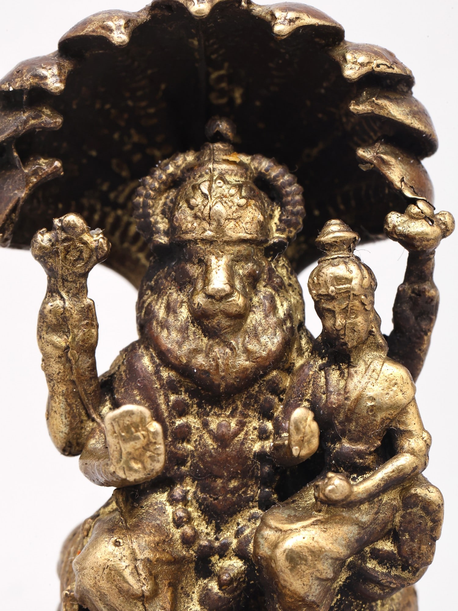 Small Seated Lord Narasimha and Goddess Lakshmi | Copper Statue | Made in India - 2