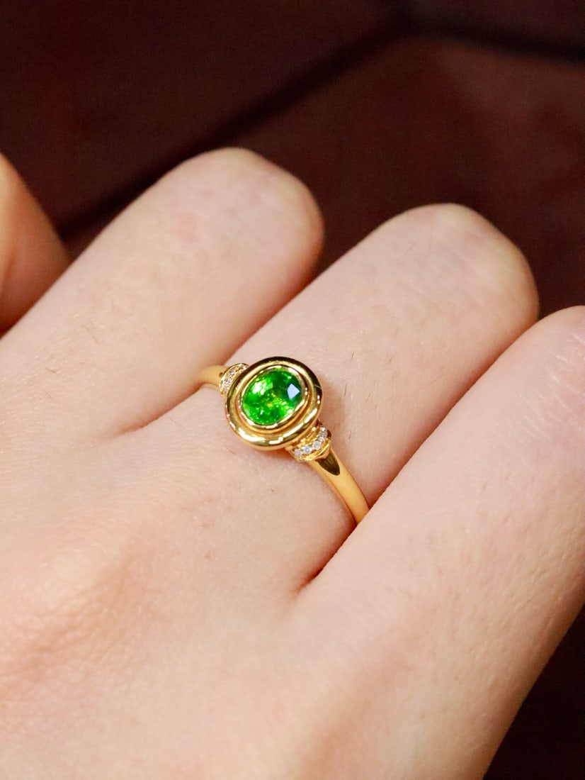 18K Gold Tsavorite Ring - 3