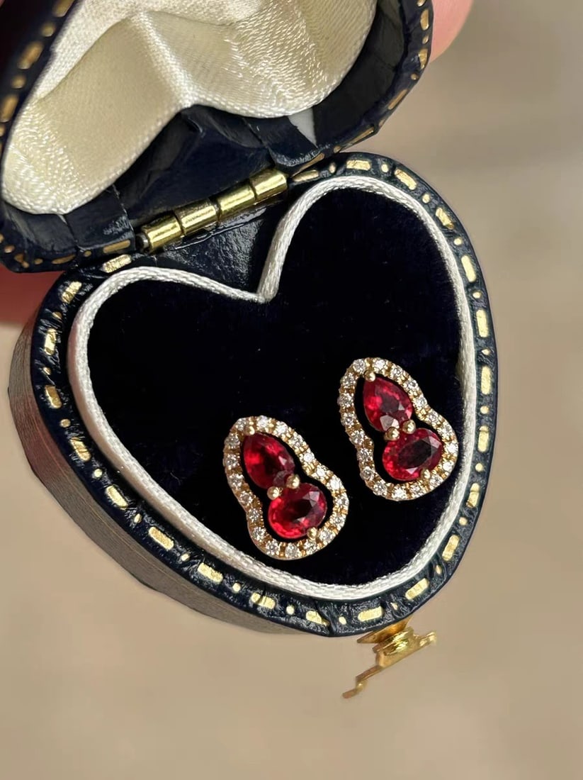 18K Gold Natural Pigeon's Blood Ruby Earrings - 4