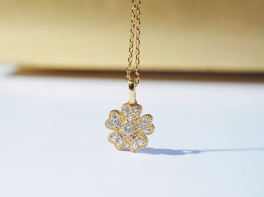18K Gold Diamond Pendant - 3