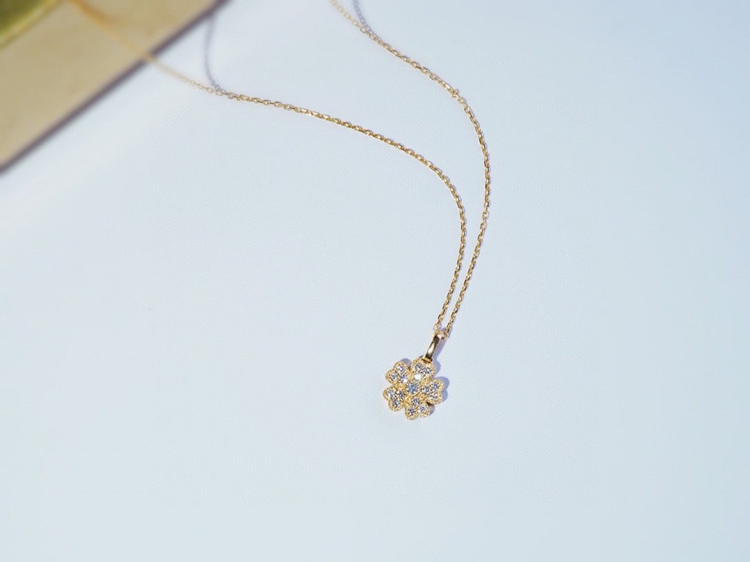 18K Gold Diamond Pendant - 5