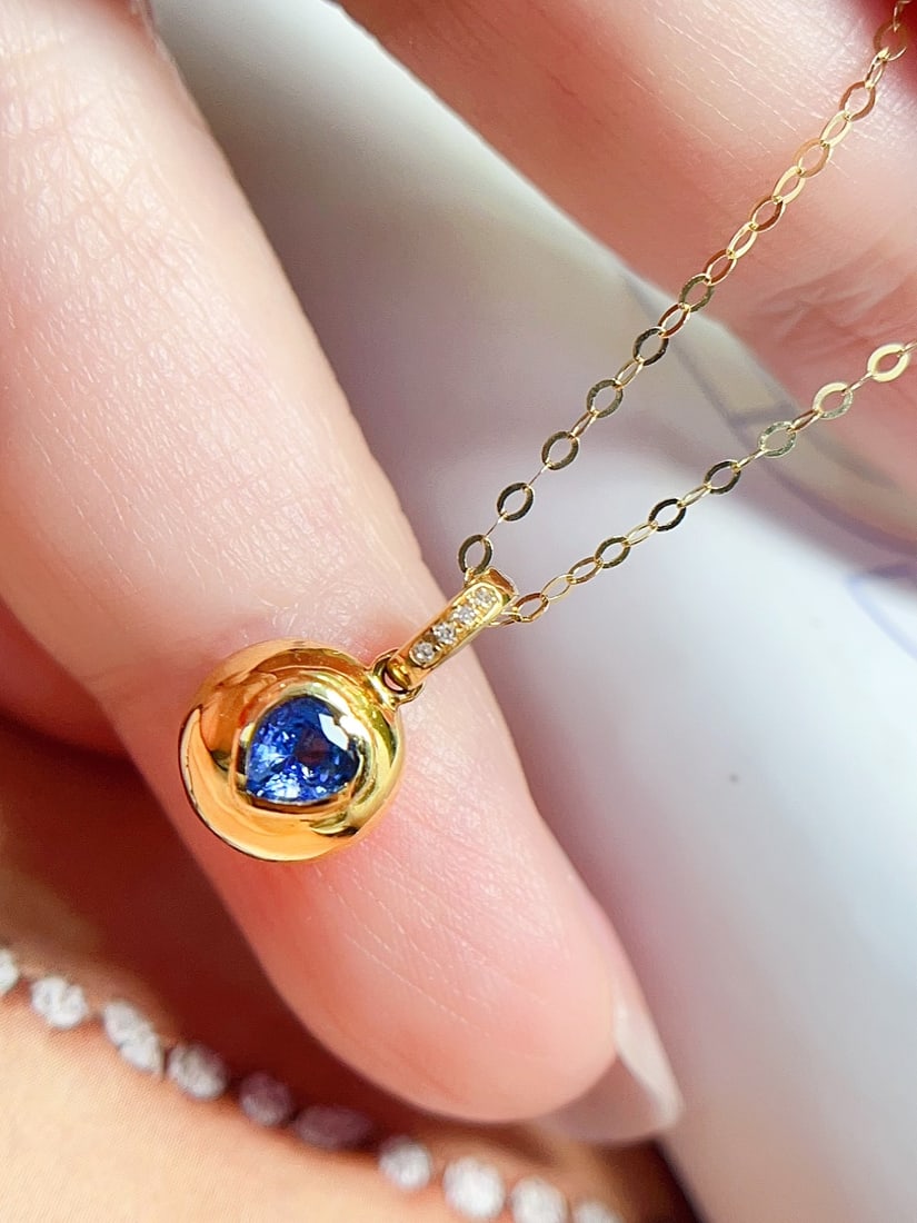 18K Gold Sapphire Collarbone Necklace - 4