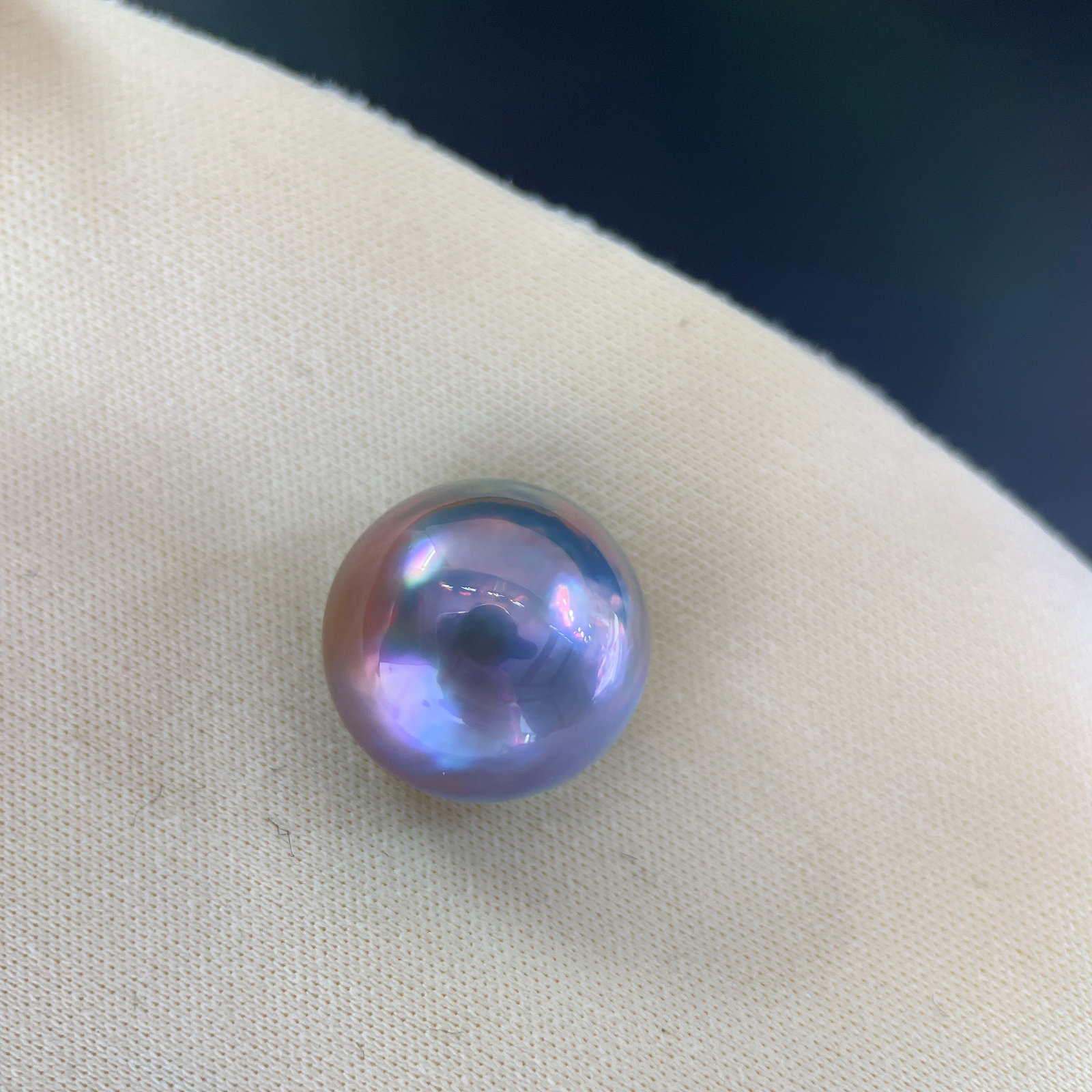 Natural Strong Luster Mabe Pearl - 7