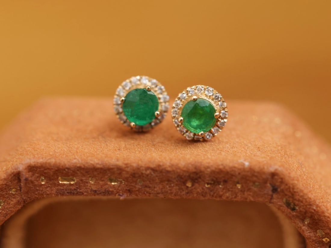 18K Gold Emerald Earrings - 2