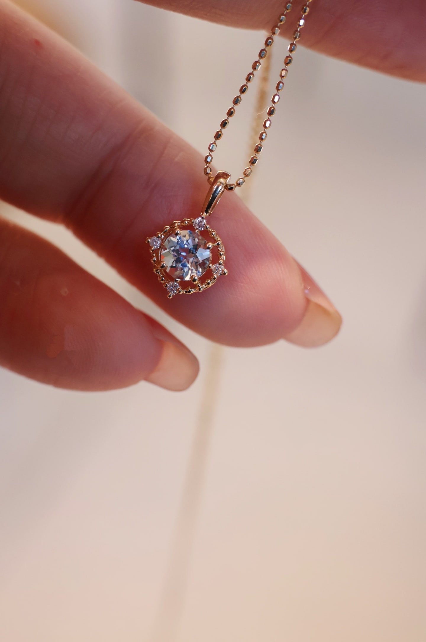 18K Gold Aquamarine Diamond Pendant - 3