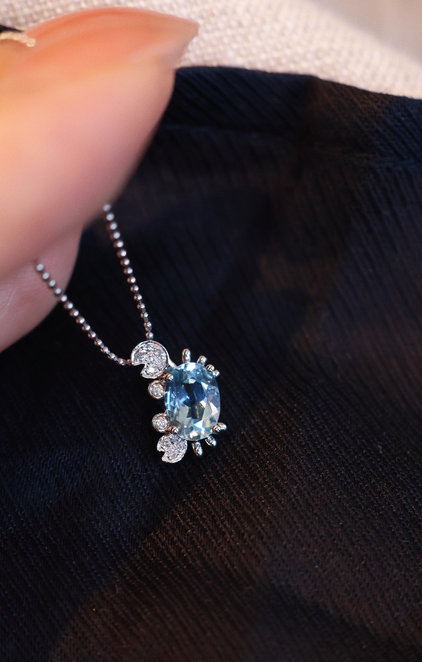 18K Gold Aquamarine Diamond Pendant - 3