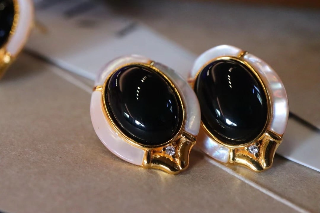 Natural Black Onyx and White Mother-of-Pearl Earrings - 7