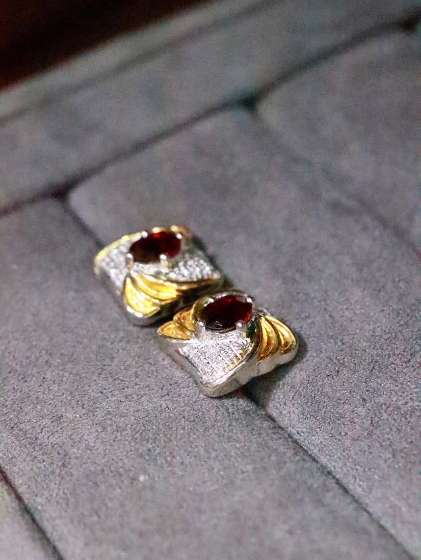 Platinum Natural Pigeon's Blood Ruby Earrings - 2