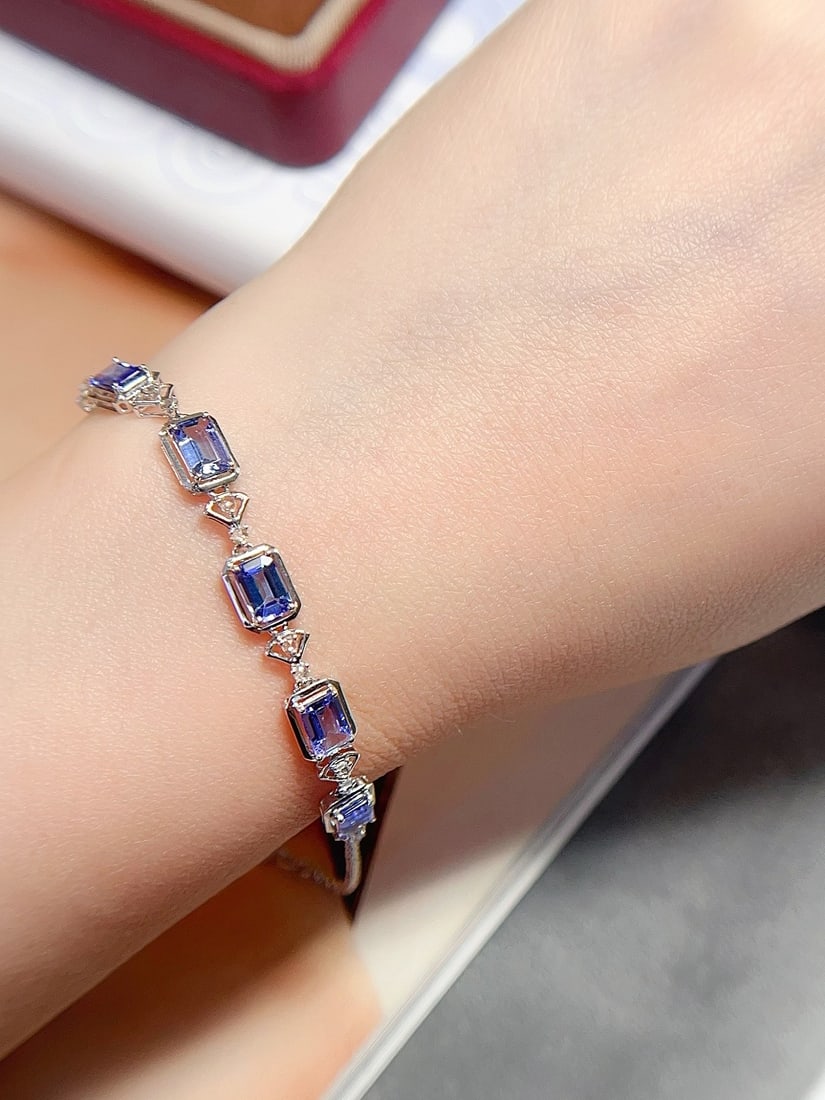 18K Gold Flawless Tanzanite Bracelet - 2