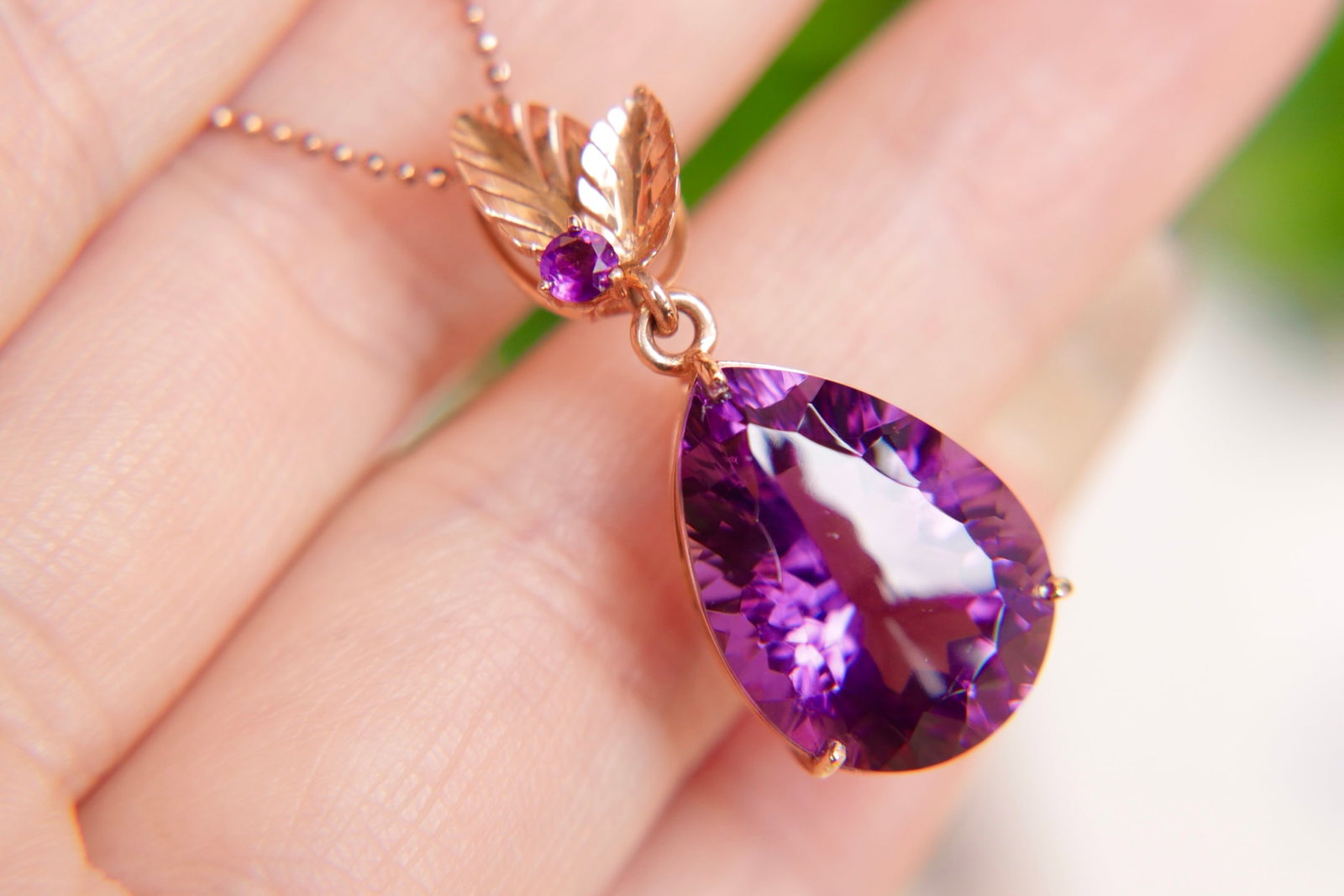 18K Gold Amethyst Pendant - 7