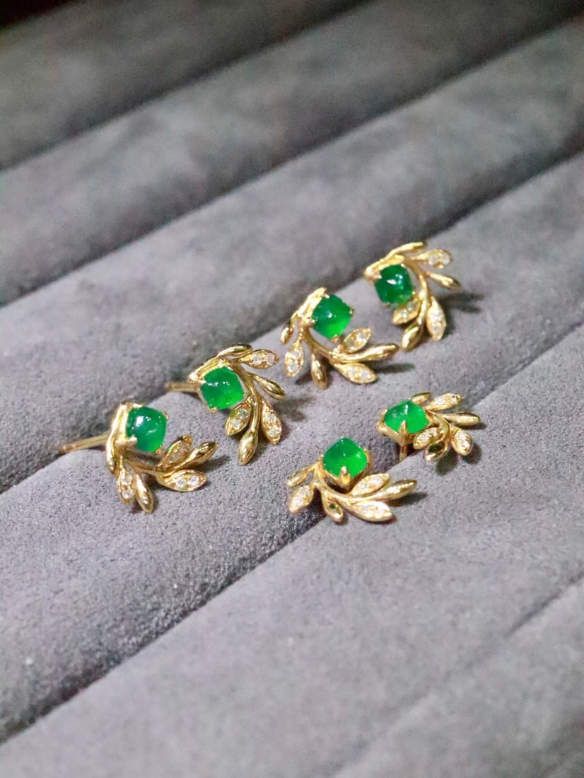 18K Gold Natural Emerald Earrings - 2