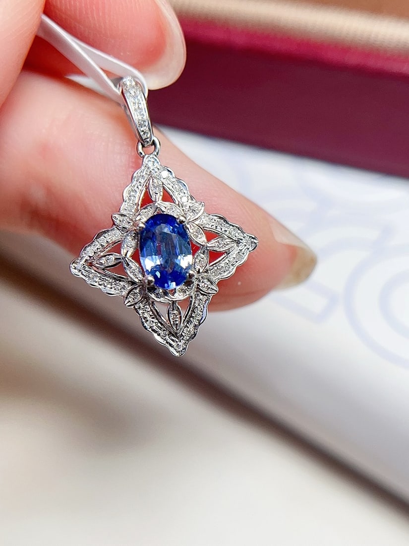 18K Gold Sapphire Pendant - 4