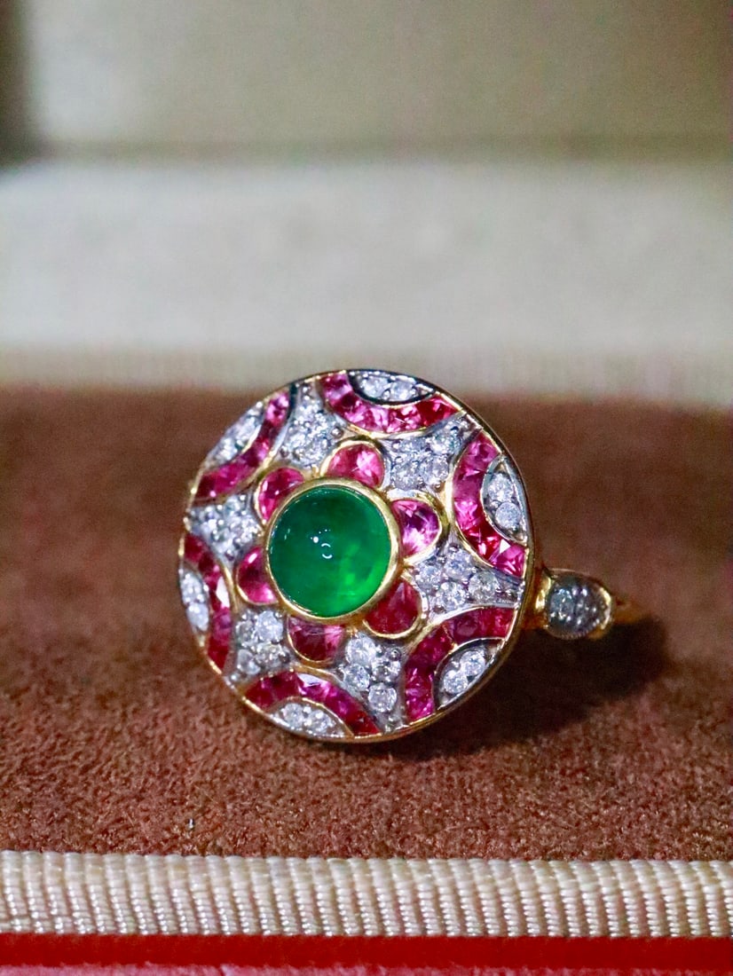 18K Gold Emerald Ring - 2