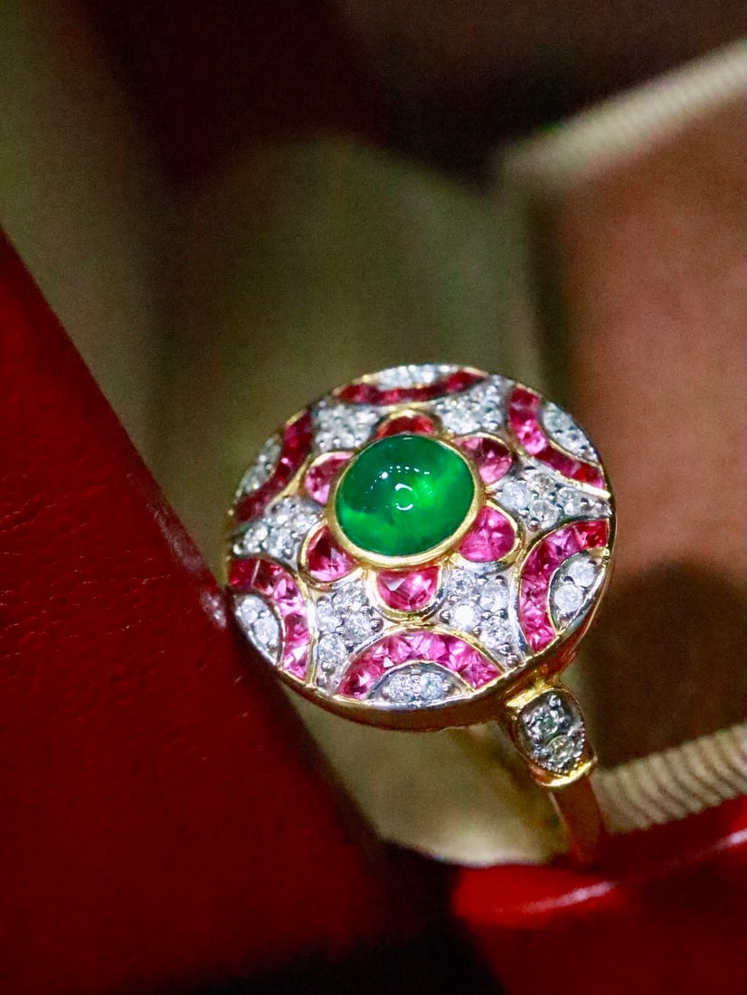 18K Gold Emerald Ring - 3