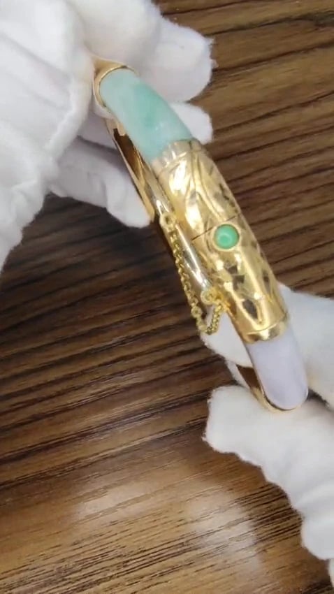 Jade Bangle Bracelet 8.4mm 14kt gold *v - 3