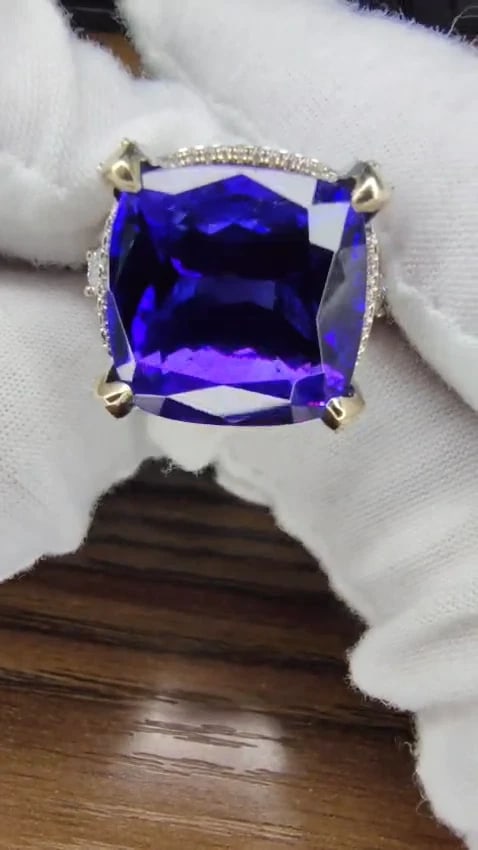 GIA Certified 27.35ct natural Blue Tanzanite diamonds ring 18kt Three Stone *v - 3
