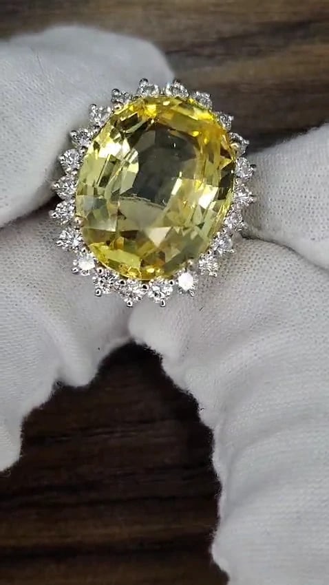 20.17ct GIA Certified Natural No Heat Yellow Sapphire diamonds ring 18kt *V - 3