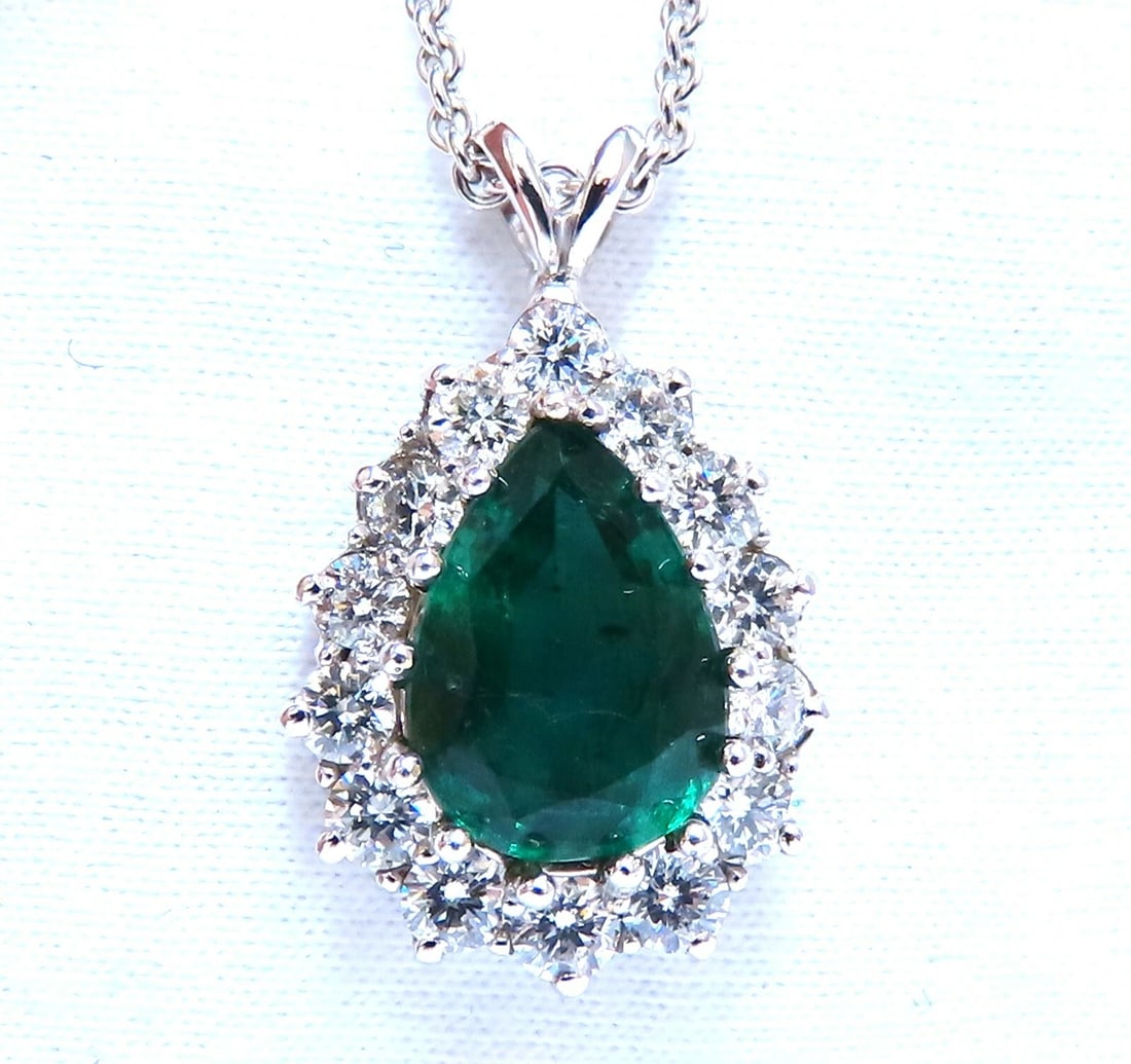 GIA Certified 3.77ct Natural Emerald Diamond Necklace 14kt ** - 4