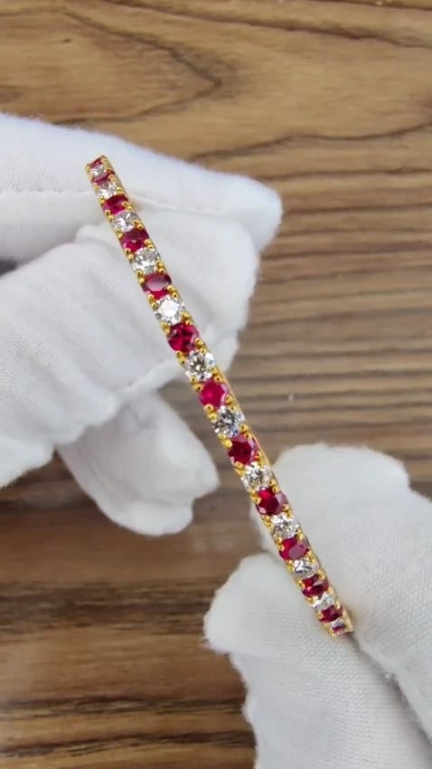4.65ct vivid red natural ruby diamonds tennis Flexible Bangle bracelet 14kt *v - 3