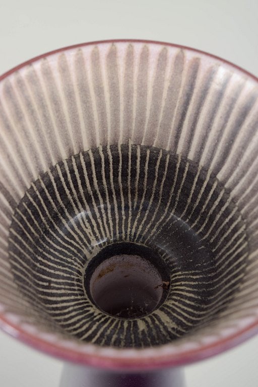 Mari Simmulson for Upsala-Ekeby, Sweden. Large conical ceramic vase in purple glaze. Approx. 1960s. - 3