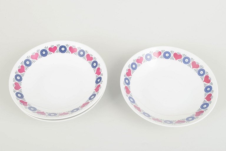 Marianne Westman for Rorstrand, Sweden. Set of four stoneware soup plates with floral motif. Approx. - 2