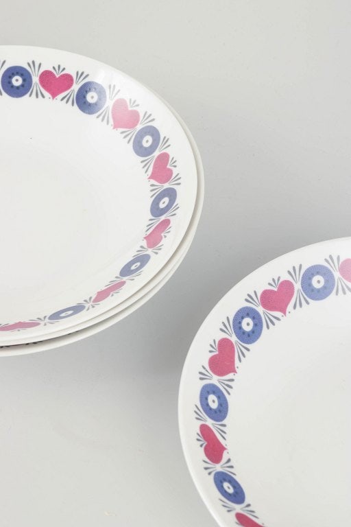 Marianne Westman for Rorstrand, Sweden. Set of four stoneware soup plates with floral motif. Approx. - 3