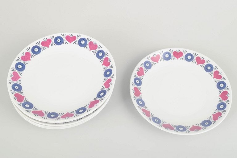 Marianne Westman for Rorstrand, Sweden. Set of six stoneware salad plates with floral motif. Approx. - 2