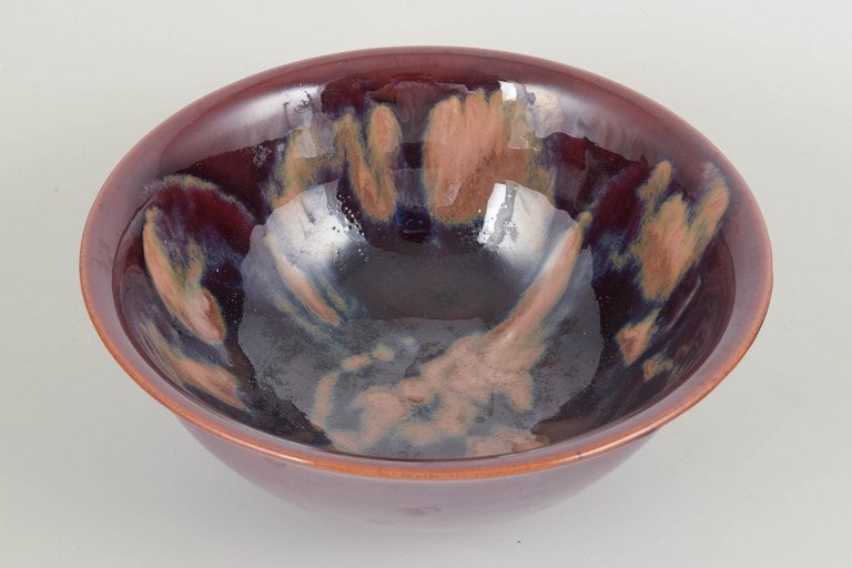 Carl-Harry Stalhane for Designhuset, Lidkoping, Sweden. Stoneware bowl with a fluid form and glossy, - 2