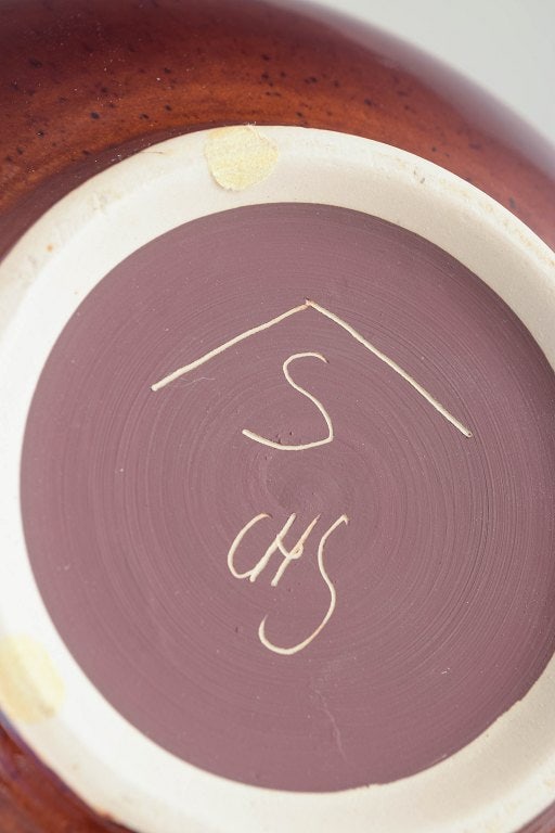 Carl-Harry Stalhane for Designhuset, Lidkoping, Sweden. Stoneware bowl with a fluid form and glossy, - 4