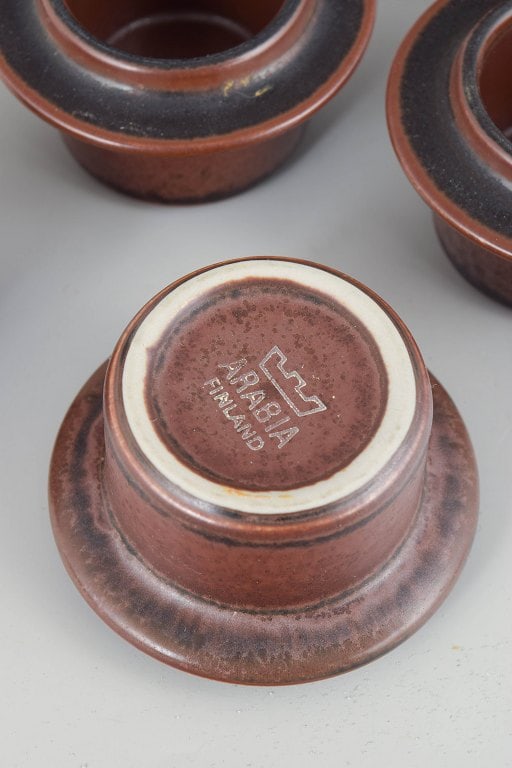 Ulla Procope for Arabia, Finland. Ruska set of six stoneware egg cups in earth tones. Approx. 1970s. - 4