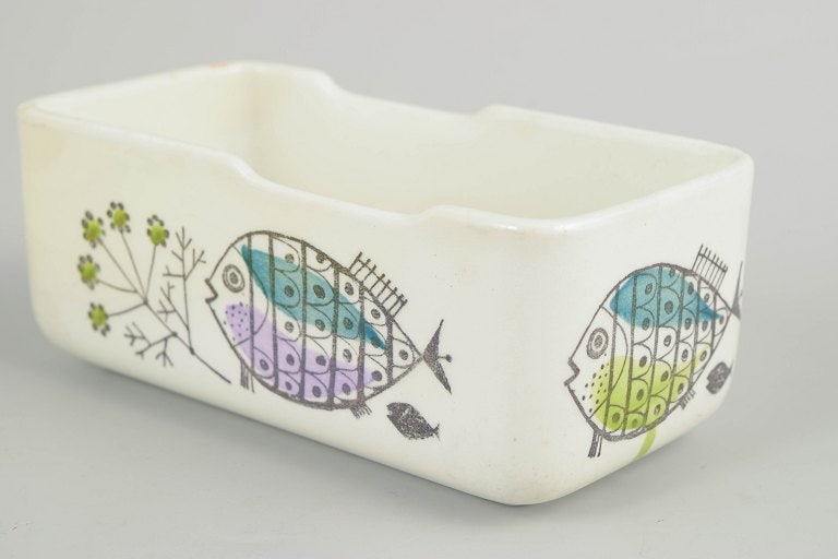 Rorstrand, Sweden. Rectangular faience butter jar with green glazed lid. Mid-20th century. - 3