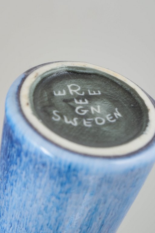 Gunnar Nylund for Rorstrand, Sweden. Slender vase in glazed stoneware with a long narrow neck. - 4