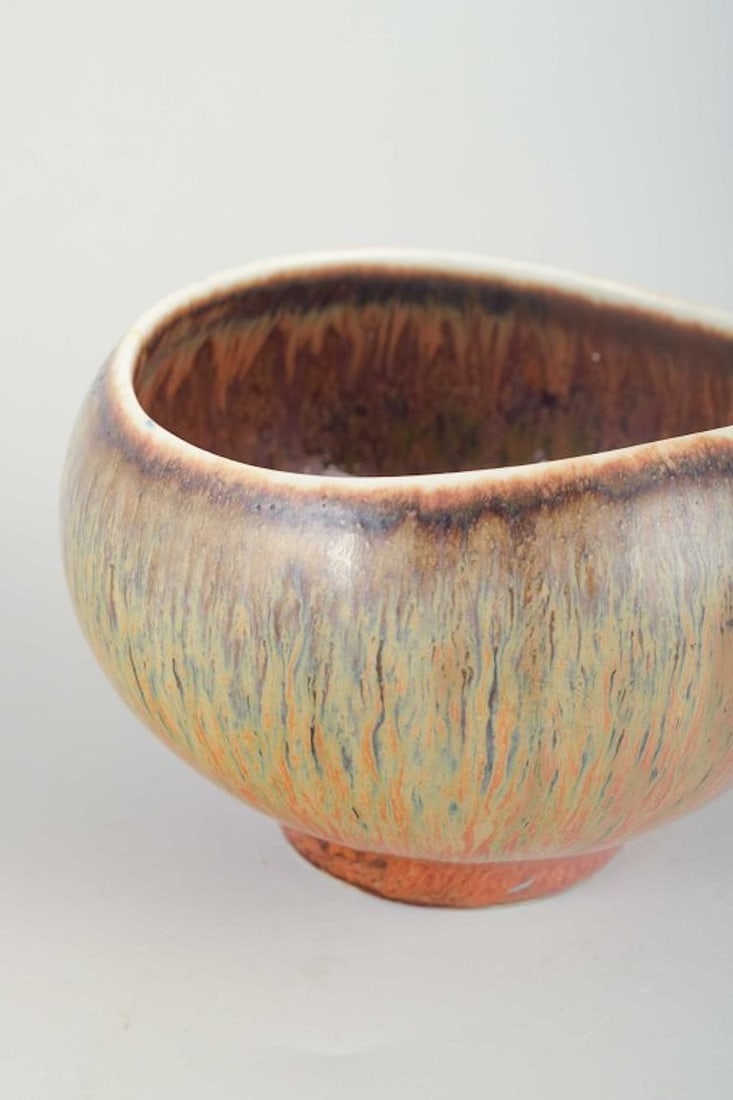 Gunnar Nylund for Rorstrand, Sweden. Organically shaped stoneware bowl with multicolored glaze. - 3