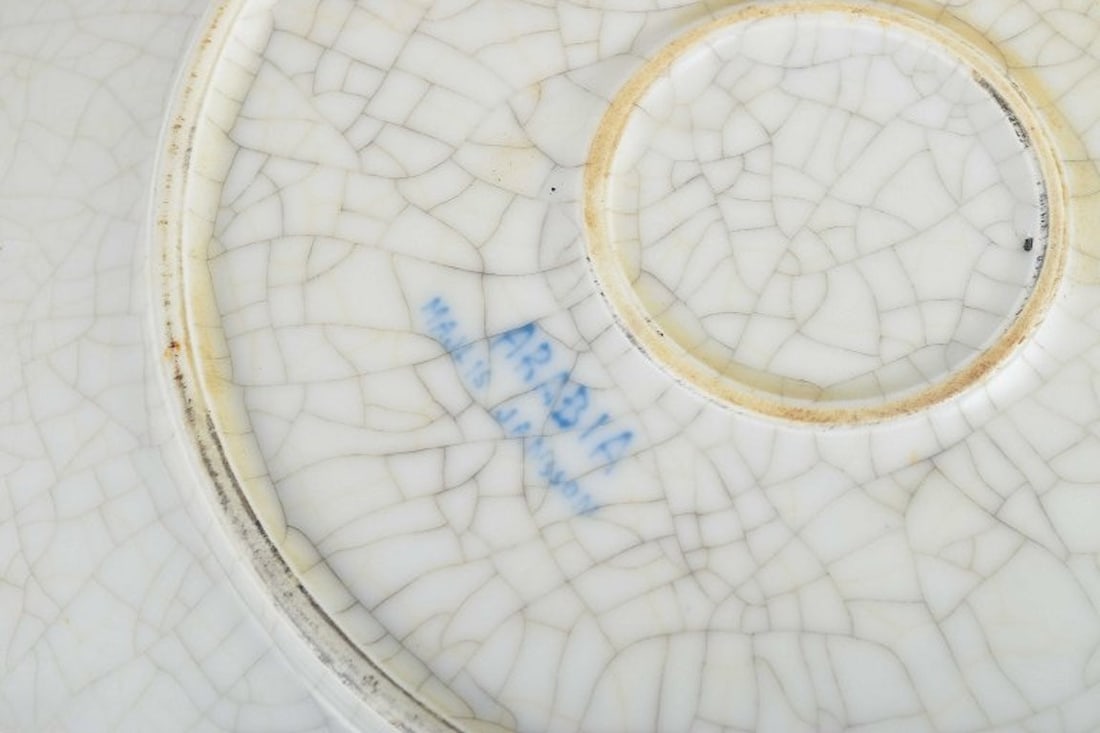 Arabia, Finland. Decorative plate in porcelain/faience with hand-painted blue decoration. Ca. - 4