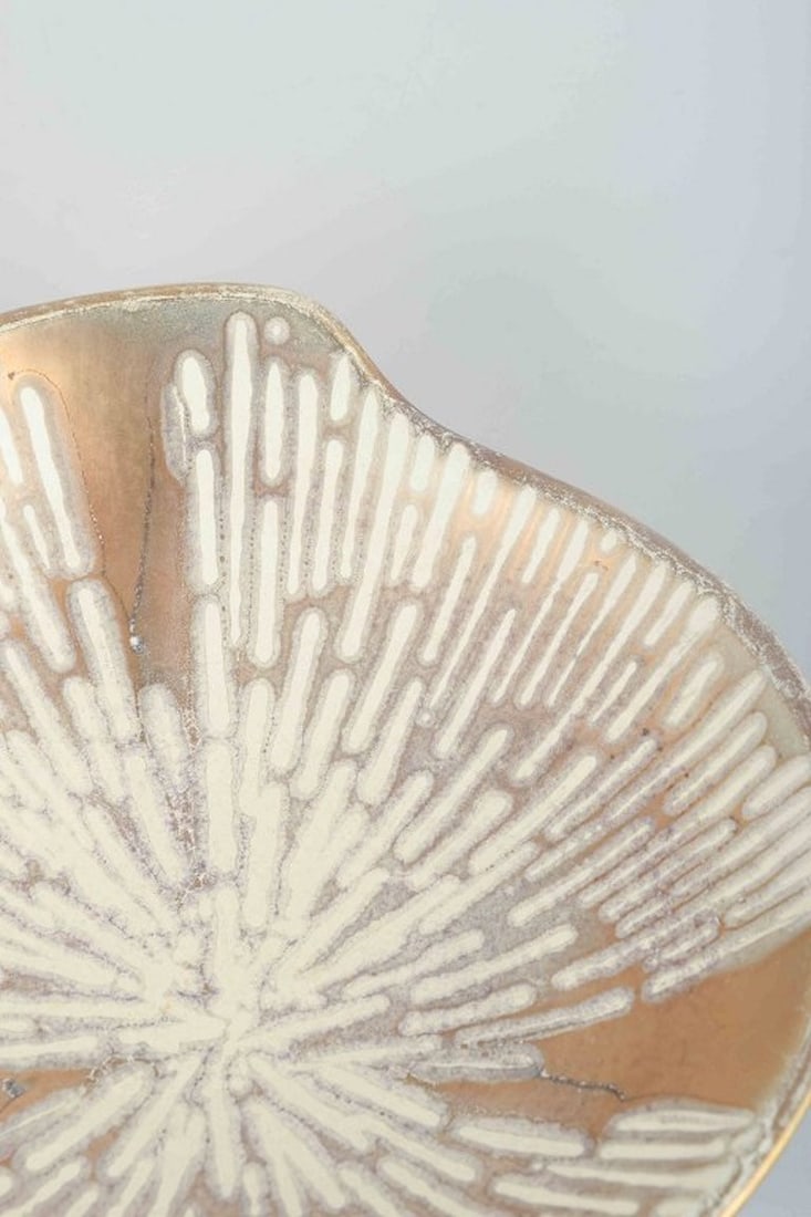 Scandinavian studio pottery. Wheel-thrown stoneware bowl with organic form. Ca. 1960/70s. - 3