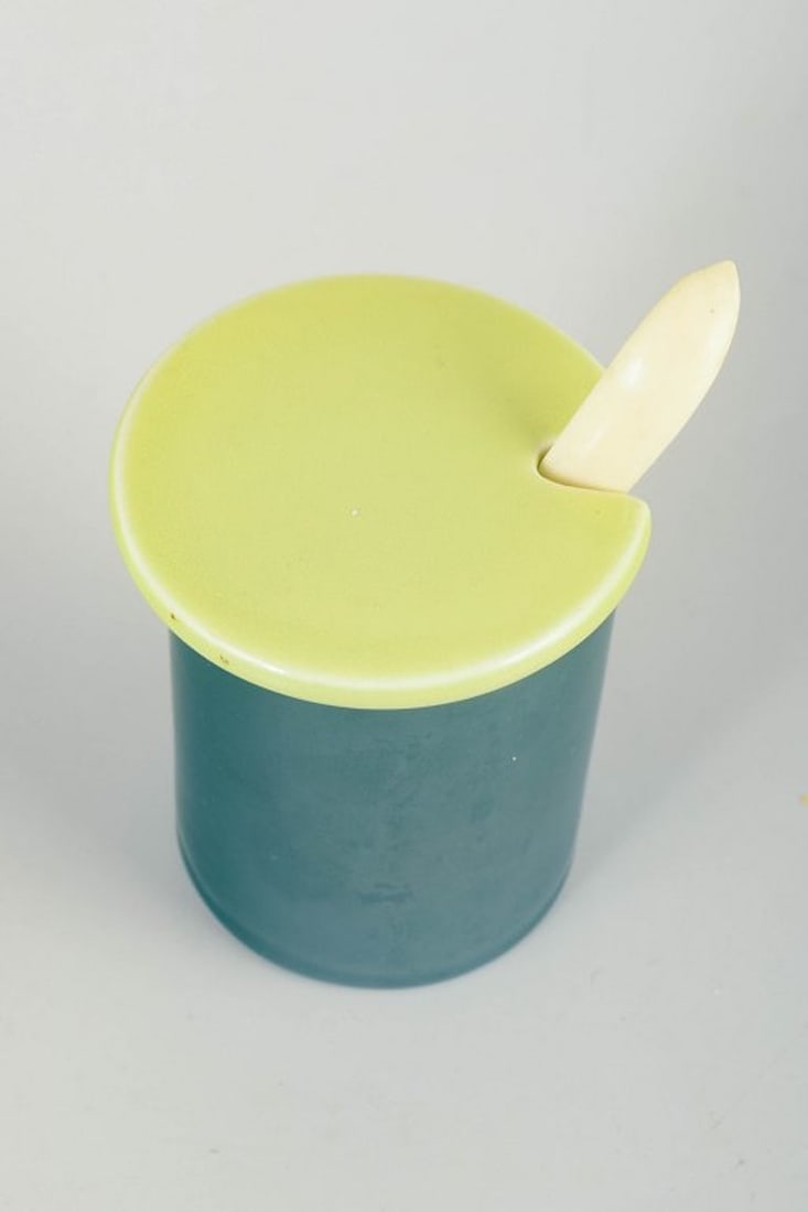 Stig Lindberg for Gustavsberg, Sweden. Organically shaped 'Colorado' mustard jar with lid and spoon. - 2
