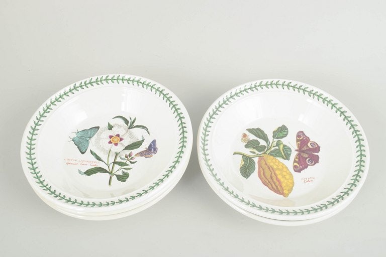 Portmeirion, England. Set of five faience deep plates with a botanical motif. Approx. 1970s. - 3