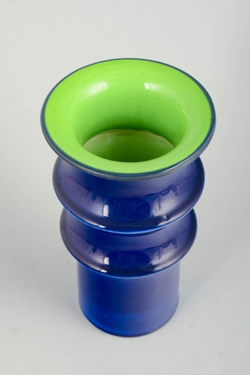 Inger Persson for Rorstrand, Scandinavia. Stoneware vase with cobalt-blue glaze. Approx. 1970s. - 2