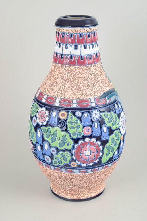 Czechoslovakia. Large Amphora ceramic vase with geometric borders and motif of a parrot. Approx. - 2