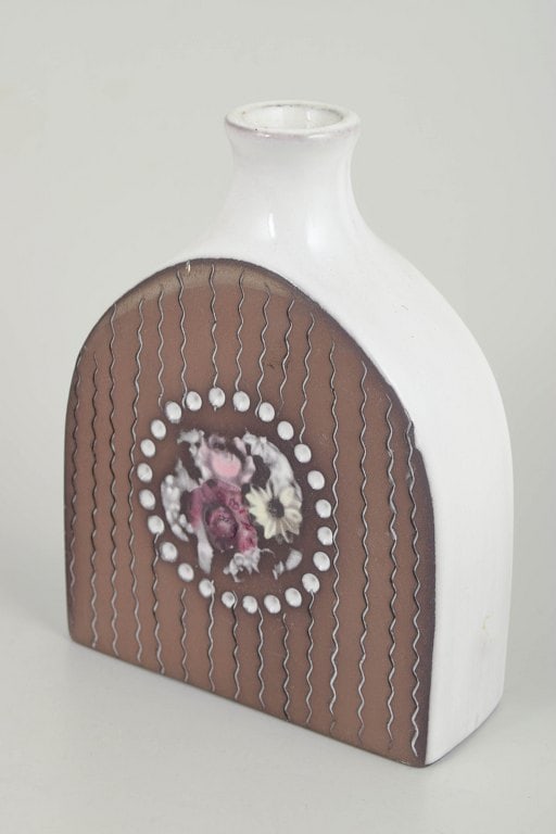 Mari Simmulson for Upsala Ekeby, Sweden. Figurative faience vase with female portrait. Approx. - 2