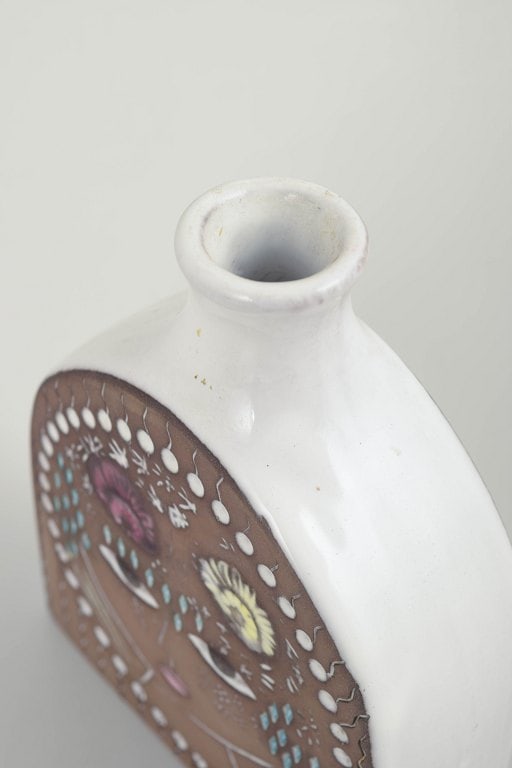 Mari Simmulson for Upsala Ekeby, Sweden. Figurative faience vase with female portrait. Approx. - 3
