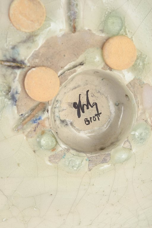 Hans Hedberg for Biot, France. Large stoneware dish with decoration in grey and violet tones. - 4