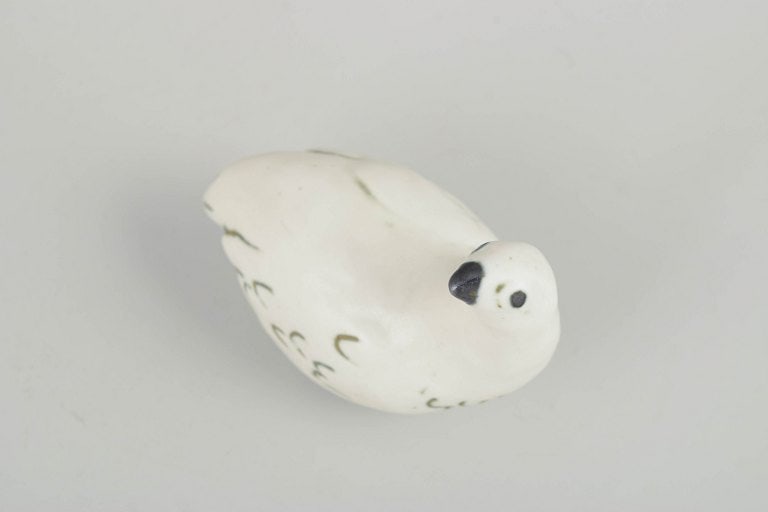 Henrik Allert for Pentik, Finland. Polar bird figure in glazed stoneware in green and black tones. - 2