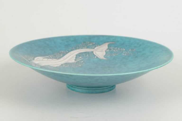 Wilhelm Kage for Gustavsberg, Sweden. Low bowl with turquoise-green glaze and silver inlay with a - 3