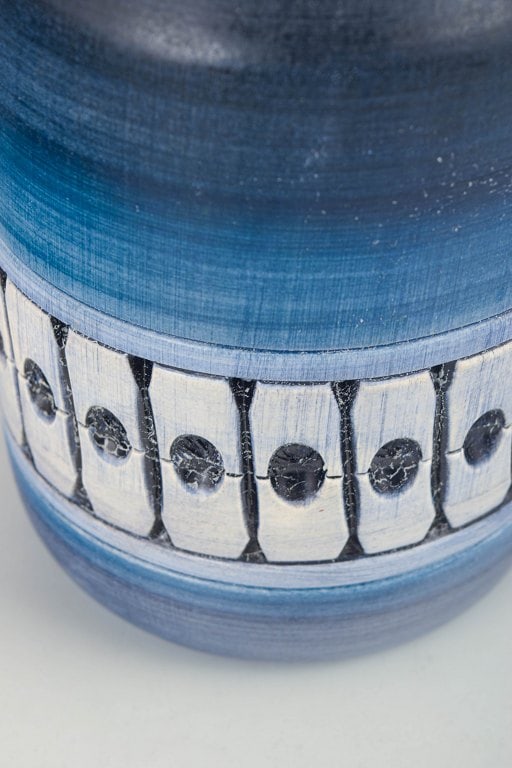 Beit Hayotser Ltd., Israel. Cylindrical vase in stoneware with a blue glaze. Approx. 1980s. - 3