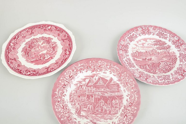 Royal Warwick, Mason's and Old Country, England. Set of four faience dinner plates with landscape - 2