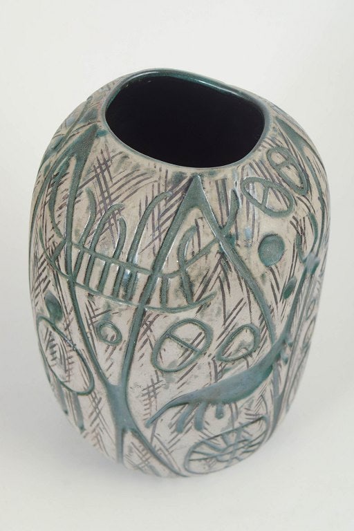 Mari Simmulson for Upsala Ekeby, Sweden. Stoneware vase with relief decoration in green and grey - 2