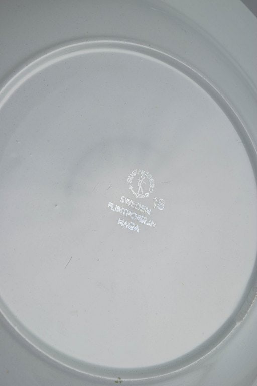 Stig Lindberg for Gustavsberg, Sweden. Set of six faience soup plates with floral decoration. - 4