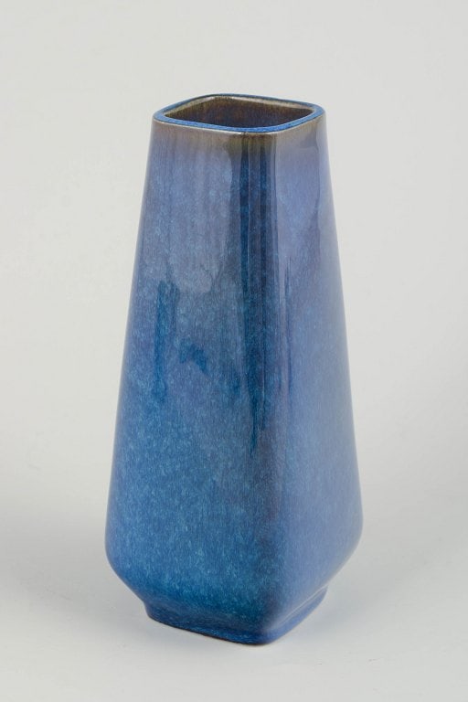 Sven Jonson for Gustavsberg. Sweden. Rectangular stoneware vase in shades of azure, cobalt, and: Sven Jonson for Gustavsberg. Vase "Lagun", 1960/70s. Rectangular stoneware vase with hand-applied lagoon-blue glaze in vivid shades of azure, cobalt, and grey. A refined example of Gustavsberg's maste