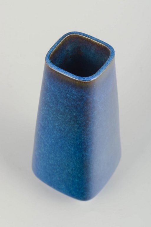 Sven Jonson for Gustavsberg. Sweden. Rectangular stoneware vase in shades of azure, cobalt, and - 2